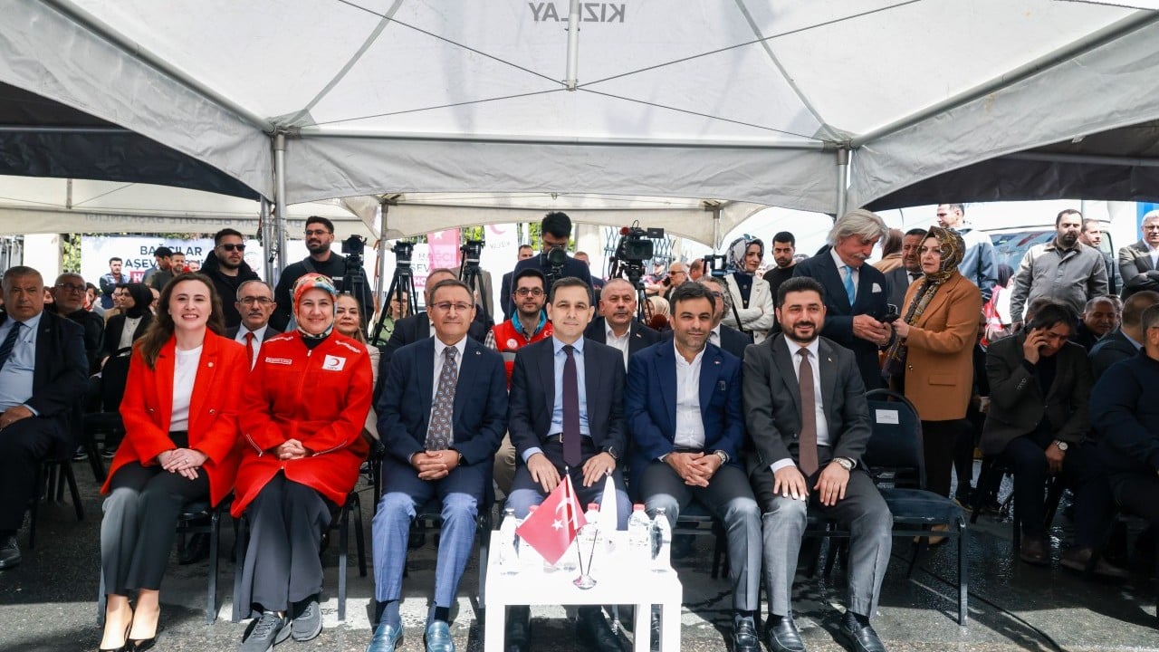 Türk Kızılay’dan İstanbul’a Dev Hizmet: Bağcılar Aşevi Açıldı