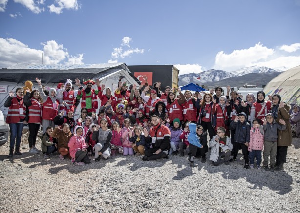 Foto - Türk Kızılayı ne yapıyor diyenlere bu haberimiz gelsin...