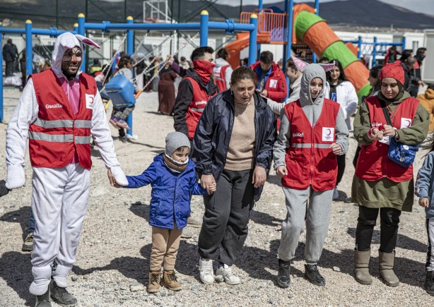 Türk Kızılayı ne yapıyor diyenlere bu haberimiz gelsin...