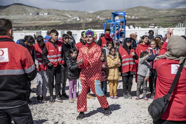 Foto - Türk Kızılayı ne yapıyor diyenlere bu haberimiz gelsin...