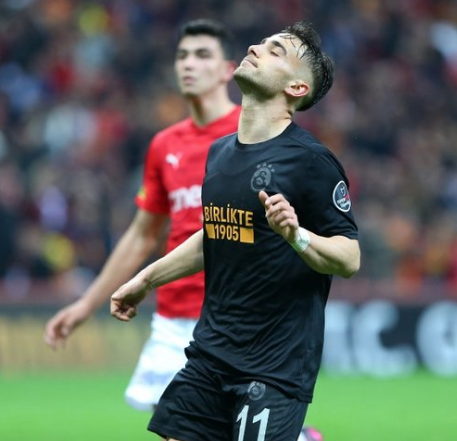 Foto - Türk kulüpten beklenmedik 3 ayrılık: Gerçekten bundan etkilenecek! Flaş gelişme...