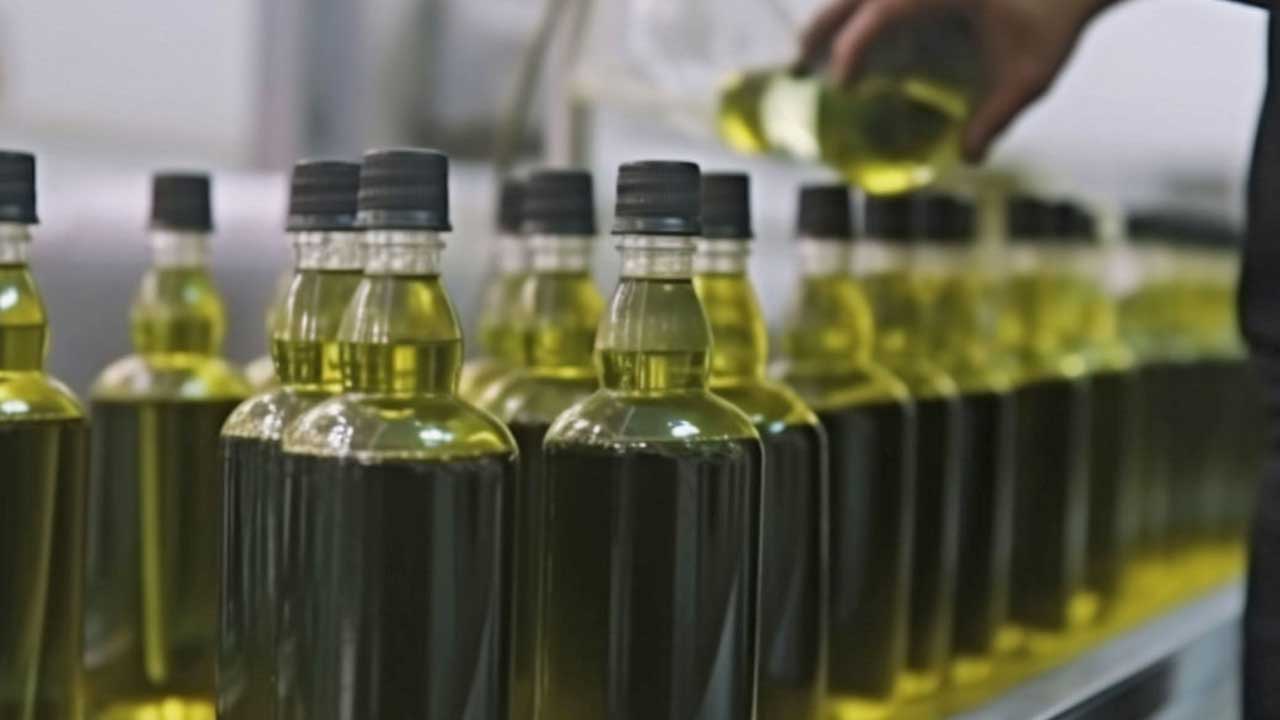 Foto - Türk markası dünyanın en iyi zeytinyağı seçildi! 5 litrelik yağı sattıkları fiyat herkesi şok etti