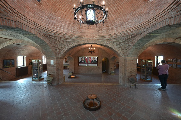 Foto - Türk mimarisinin izlerini taşıyor! Bu türbeler asırlardır tüm ihtişamıyla ayakta duruyor