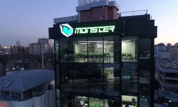 Foto - Türk Monster Notebook'un Intel hamlesi ortalığı karıştırdı! ABD olan biteni şok içerisinde takip ediyor