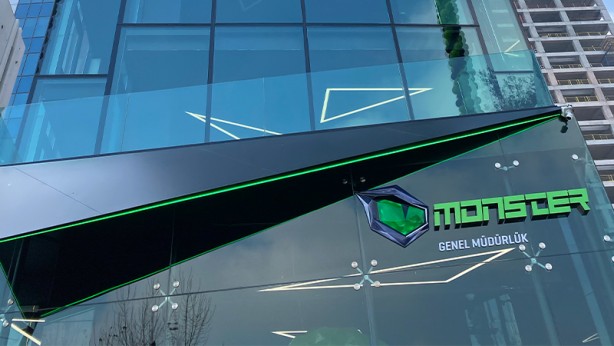 Foto - Türk Monster Notebook'un Intel hamlesi ortalığı karıştırdı! ABD olan biteni şok içerisinde takip ediyor