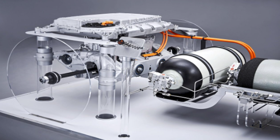 Foto - Türk mühendise kimse destek vermemişti! 5 litre su ile 485 kilometre yol giden otomobil üretildi