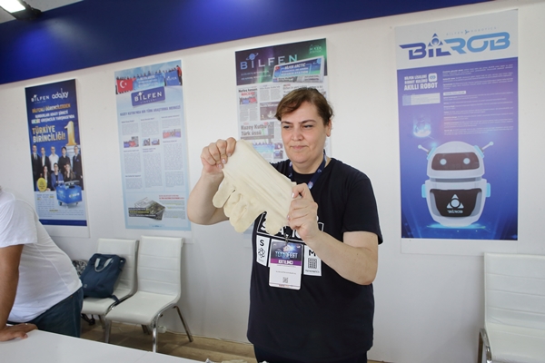 Foto - Türk öğrencilerden plastiğin sonunu getirecek müthiş buluş!