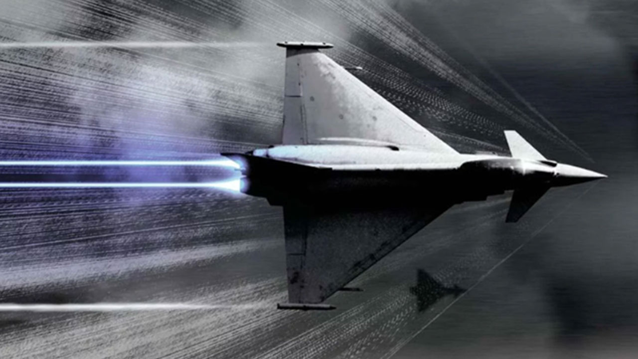 Foto - Türk orgeneralin Eurofighter pozu ülkeyi ayağa kaldırdı! Bakan apar topar İngiltere'ye gitme kararı aldı