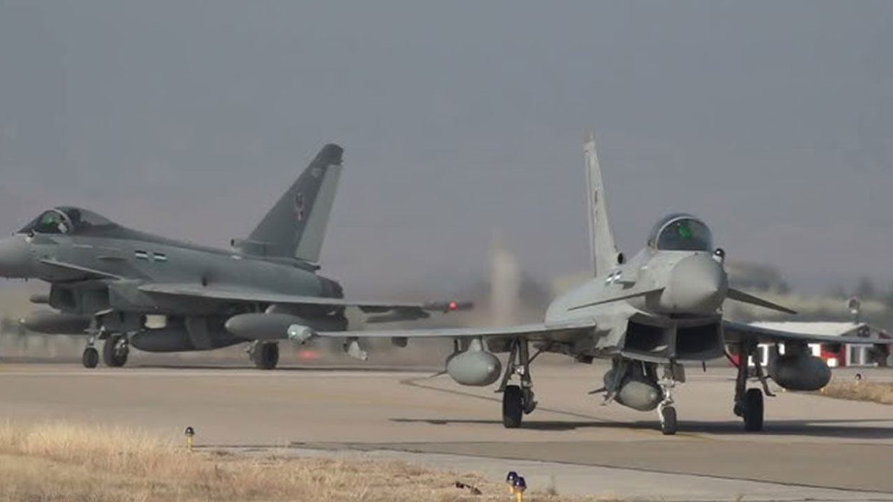 Türk orgeneralin Eurofighter pozu ülkeyi ayağa kaldırdı! Bakan apar topar İngiltere'ye gitme kararı aldı