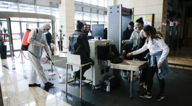 Foto - Türk profesörden dikkat çeken sözler: Bedelini çok ağır ödeyebiliriz