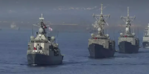 Foto - Türk savaş gemileri bölgedeki bir gemiyi takibe aldı! Gözler o saate çevrildi, her şey olabilir