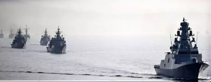 Foto - Türk savaş gemileri bölgedeki bir gemiyi takibe aldı! Gözler o saate çevrildi, her şey olabilir