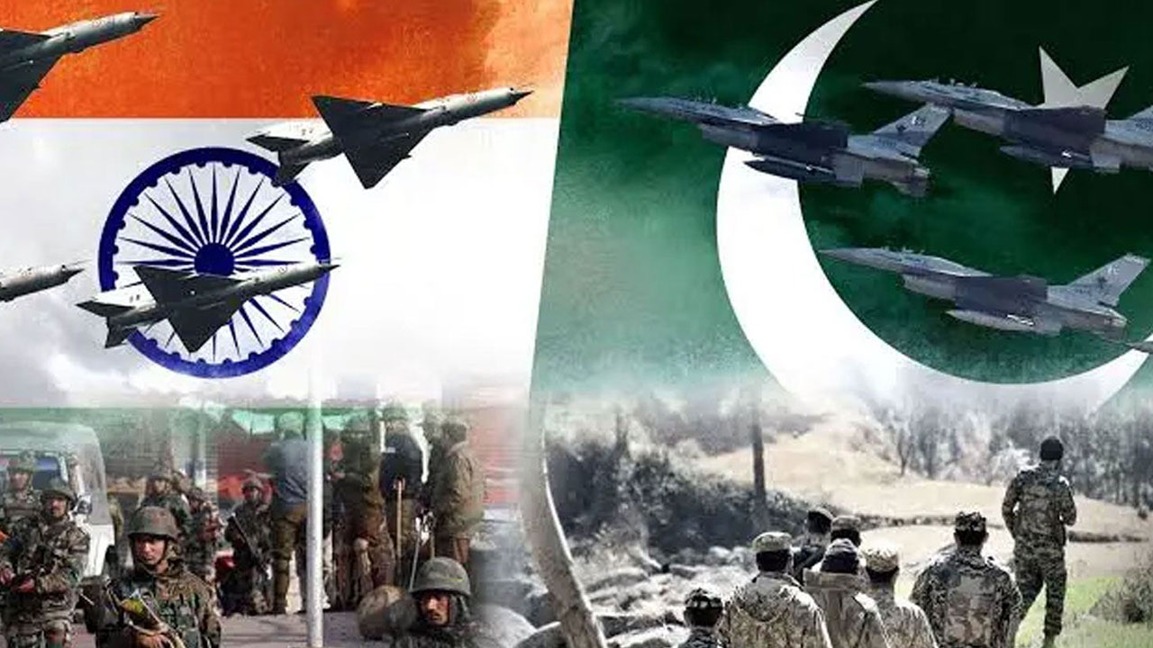 Foto - Türk savaş gemisindeki o silah, Fransız gemisini kör etti: Rotayı şaşırıp acele koduyla kaçtılar