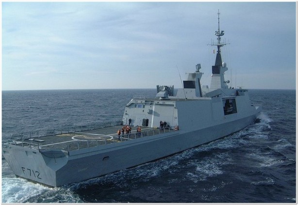 Foto - Türk savaş gemisinin önünü kesen Fransız gemisine bakın ne oldu!