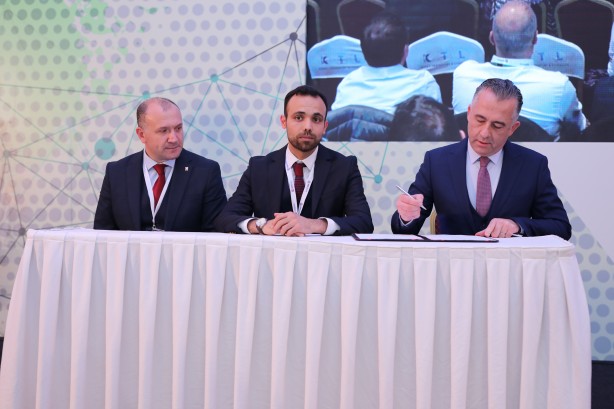 Foto - Türk savunma sanayi alanında önemli iş birliği! Teknoloji ve yazılım konusunda büyümeye devam ediyoruz!