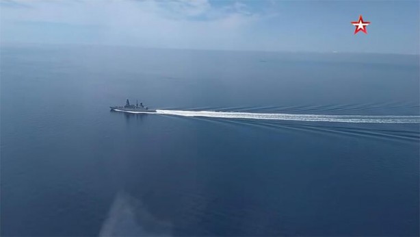 Foto - Türk SİHA'ları vurdu! Ruslar tankları harekete geçirdi