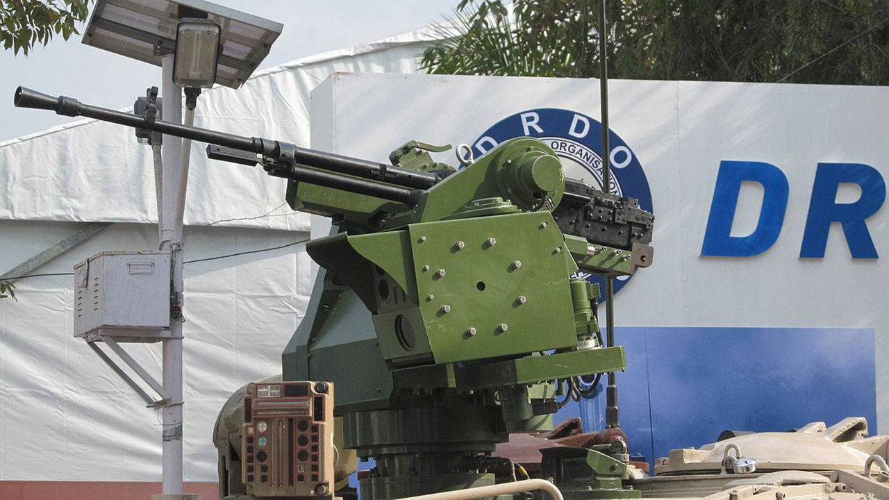 Foto - Türk SİHA'larını düşürmek için lazer silahını hangardan çıkardılar: 5 kilometre öteden bile düşürürüz diyorlar