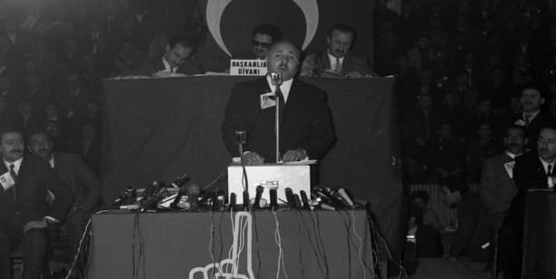 Foto - Türk siyasetinin "Erbakan Hoca"sı vefatının 12'nci yılında anılıyor