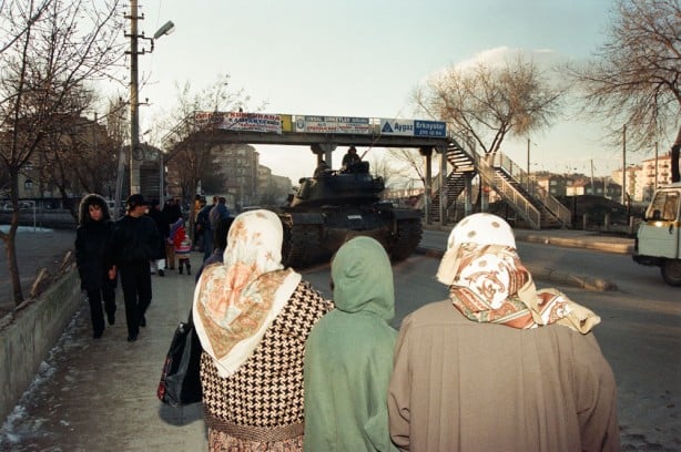 Foto - Türk siyasi tarihinin kara lekesi... Bu kareleri unutma unutturma!