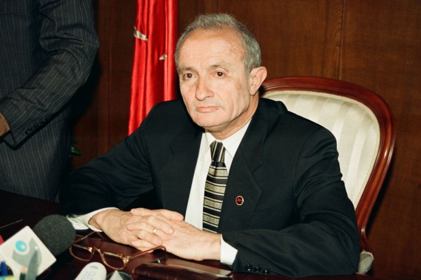 Foto - Türk siyasi tarihinin kara lekesi... Bu kareleri unutma unutturma!