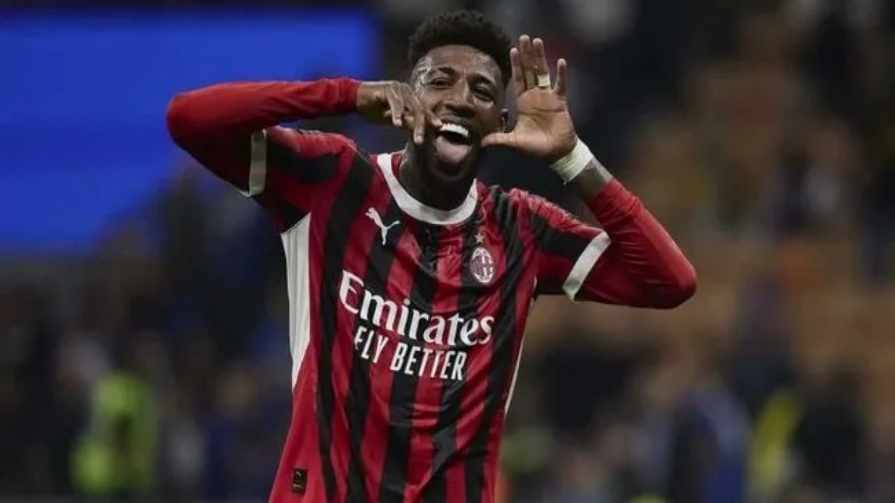 Foto - Türk taraftarlar tepkili! İmza sonrası yaptıkları skandal paylaşım "yuh" dedirtti