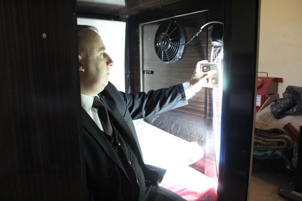 Türk tasarımcı yaptı! Depreme karşı korunmada ilginç icat