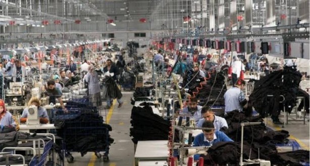 Foto - Türk tekstil devinden tartışmalı karar! "Türkiye'de işçilik pahalı, orada 250 dolar" deyip Arap ülkesini tercih ettiler