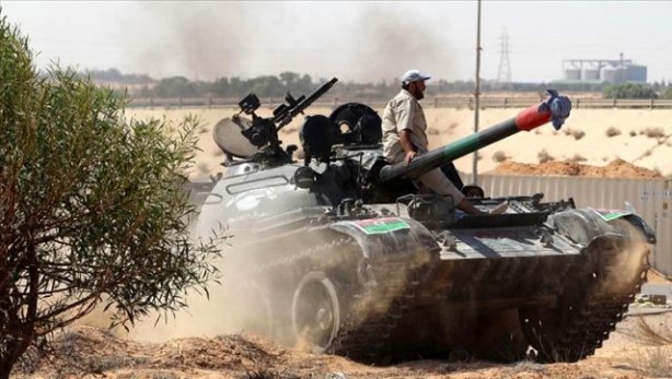 Foto - Türk uçakları Libya'ya peş peşe havalandı