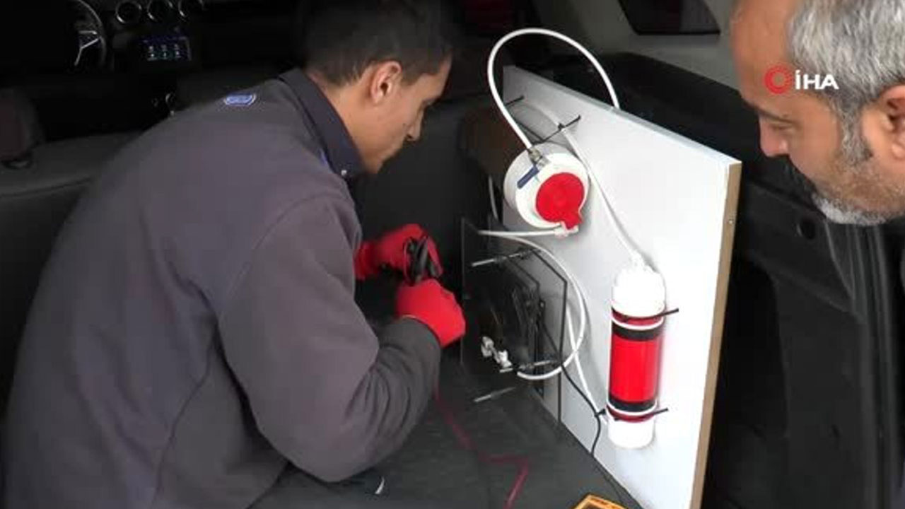 Foto - Türk usta suyla çalışan otomobil yaptı: 100 kilometrede 5 lira yakıyor