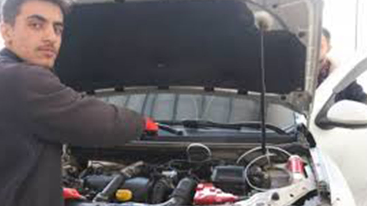 Foto - Türk usta suyla çalışan otomobil yaptı: 100 kilometrede 5 lira yakıyor