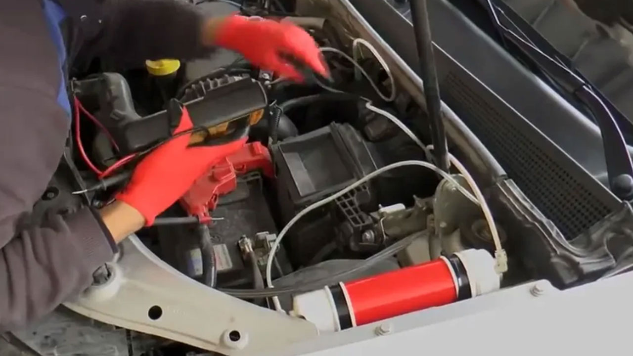 Foto - Türk usta suyla çalışan otomobil yaptı: 100 kilometrede 5 lira yakıyor