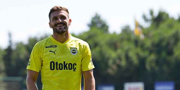 Foto - 'Türk ve İslam düşmanı', Fenerbahçe tesislerinde!