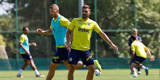 'Türk ve İslam düşmanı', Fenerbahçe tesislerinde!