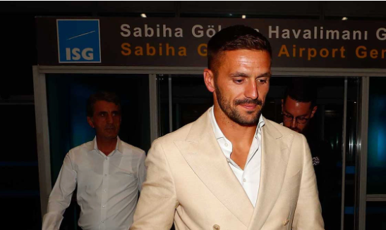 Foto - Türk ve İslam düşmanı isim Türkiye'ye transfer oldu! Orkun Kökçü detayı bomba, arayıp vazgeçirmiş