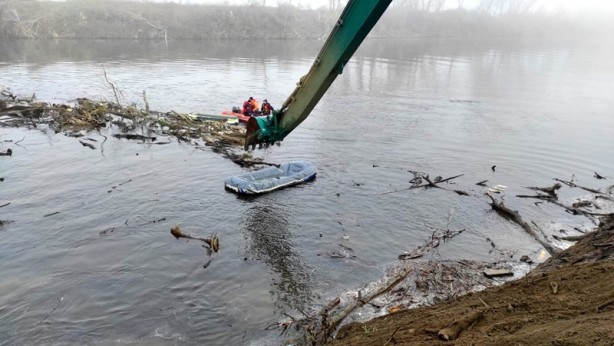 Foto - Türk ve Yunan ekipleri, sınır kapıları arasındaki köprünün ayaklarını temizledi