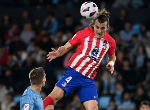 Foto - Türk yıldızını satın almak istiyorlar! Apar topar geri çağrılacak mı? Fenerbahçeliler bu sefer dizlerini dövecek…