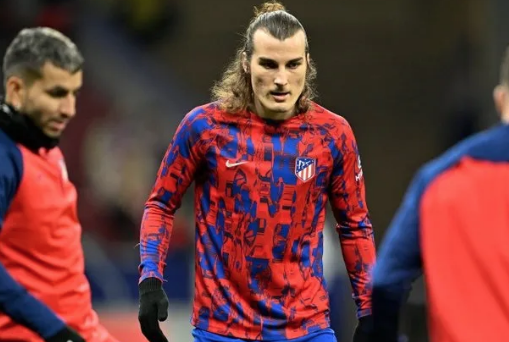 Foto - Türk yıldızını satın almak istiyorlar! Apar topar geri çağrılacak mı? Fenerbahçeliler bu sefer dizlerini dövecek…