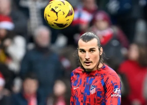 Foto - Türk yıldızını satın almak istiyorlar! Apar topar geri çağrılacak mı? Fenerbahçeliler bu sefer dizlerini dövecek…