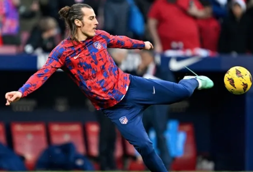 Foto - Türk yıldızını satın almak istiyorlar! Apar topar geri çağrılacak mı? Fenerbahçeliler bu sefer dizlerini dövecek…