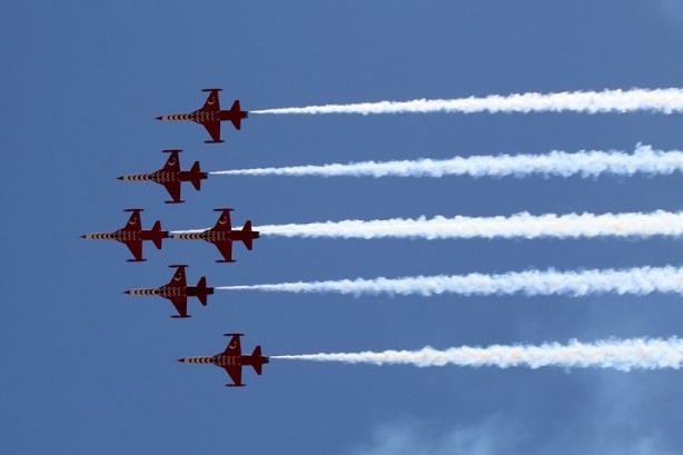 Foto - Türk Yıldızları Erzincan semalarında