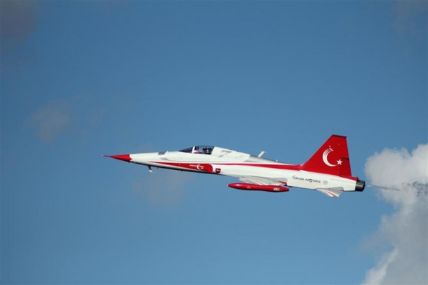 Foto - 'Türk Yıldızları'ndan Şanlıurfa'da muhteşem gösteri 