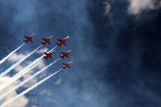 Foto - Türk Yıldızları'nın "ay yıldızlı" gösterisi nefes kesti