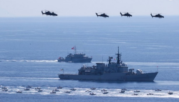 Türk-Yunan hava kuvvetlerini kıyasladılar! Kathimerini'den Yunanistan'ı ayağa kaldıracak itiraf