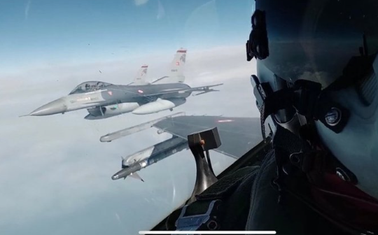 Foto - Türk-Yunan hava kuvvetlerini kıyasladılar! Kathimerini'den Yunanistan'ı ayağa kaldıracak itiraf