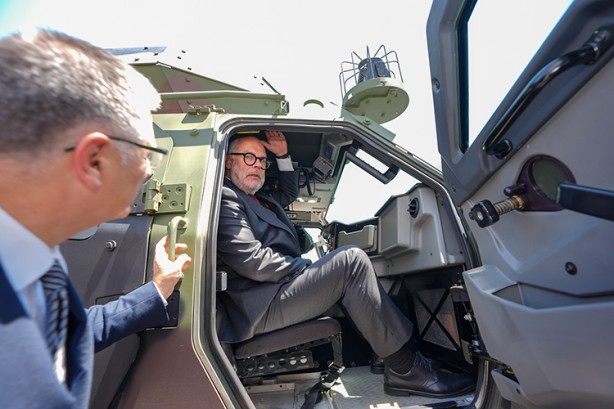 Foto - 'Türk zırhlı aracını savaşta gördük' deyip sipariş verdiler! 100 tane alacaklar