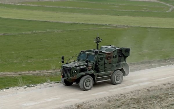 Foto - Türk zırhlı muharebe aracı "Hızır" Afrika yolunda