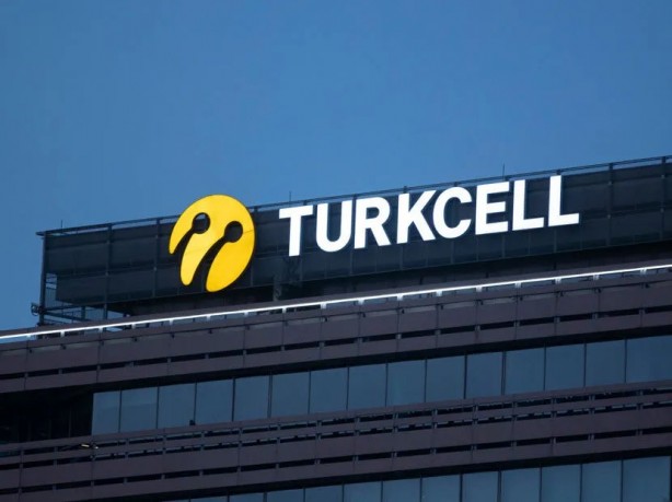 Turkcell 3 büyük şirketini sattı