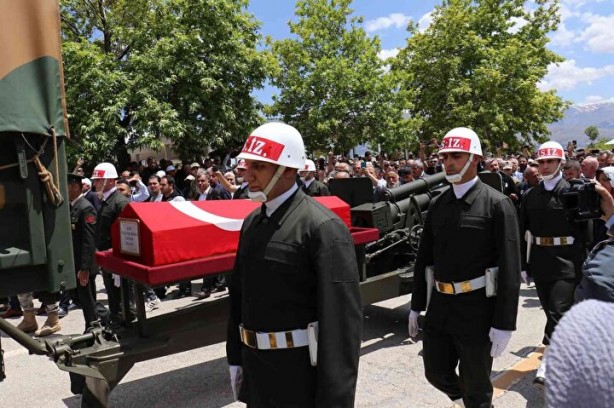 Foto - Türkiye 5 şehidini gözyaşlarıyla uğurladı