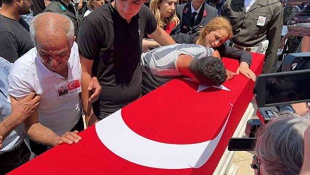 Foto - Türkiye 5 şehidini gözyaşlarıyla uğurladı