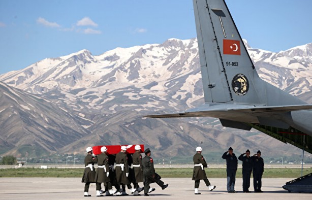 Türkiye 5 şehidini gözyaşlarıyla uğurladı